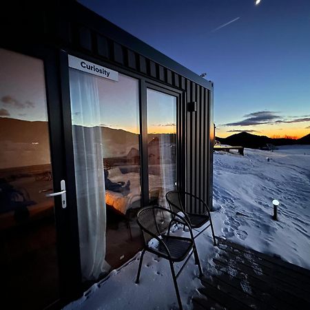 Ursa Mica Glamping Resort Şirnea Exterior foto
